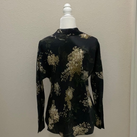 Vince Black and Gold Floral Button Down Shirt - Picture 3 of 8